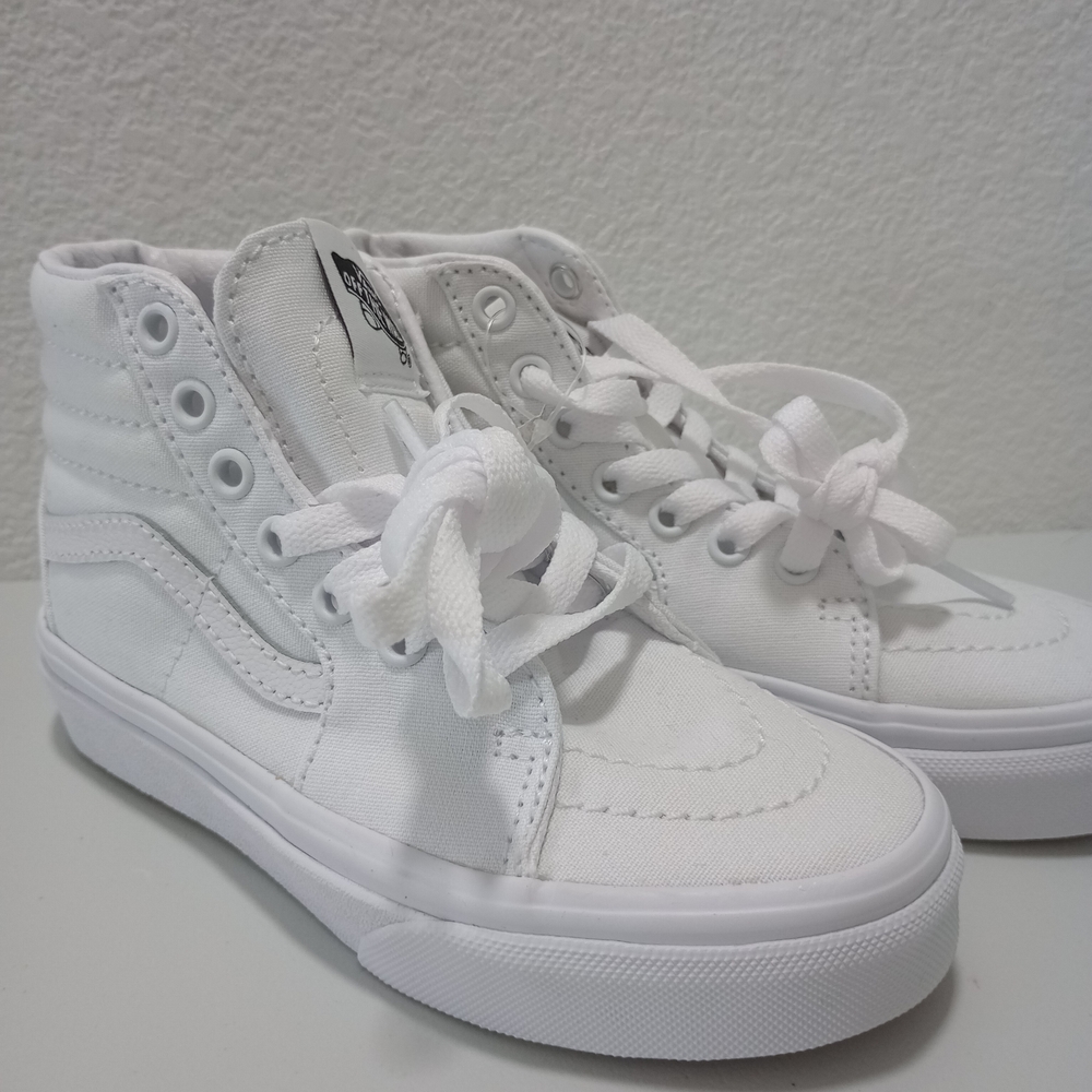NWOT Vans White High-Top Sk8-Hi Shoe Kids size 12